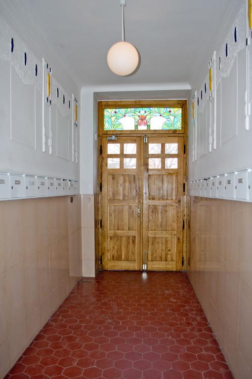 Apartments With 2 Bathrooms- 5 Minutes From Old Town - 102 M2 Прага Екстер'єр фото