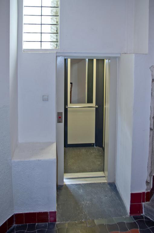 Apartments With 2 Bathrooms- 5 Minutes From Old Town - 102 M2 Прага Екстер'єр фото
